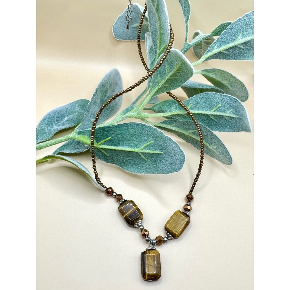 Brown tigers eye pendant necklace